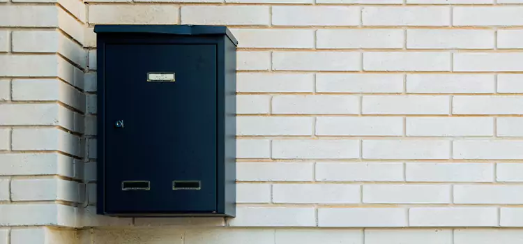 Mailbox Lock Repair Reading